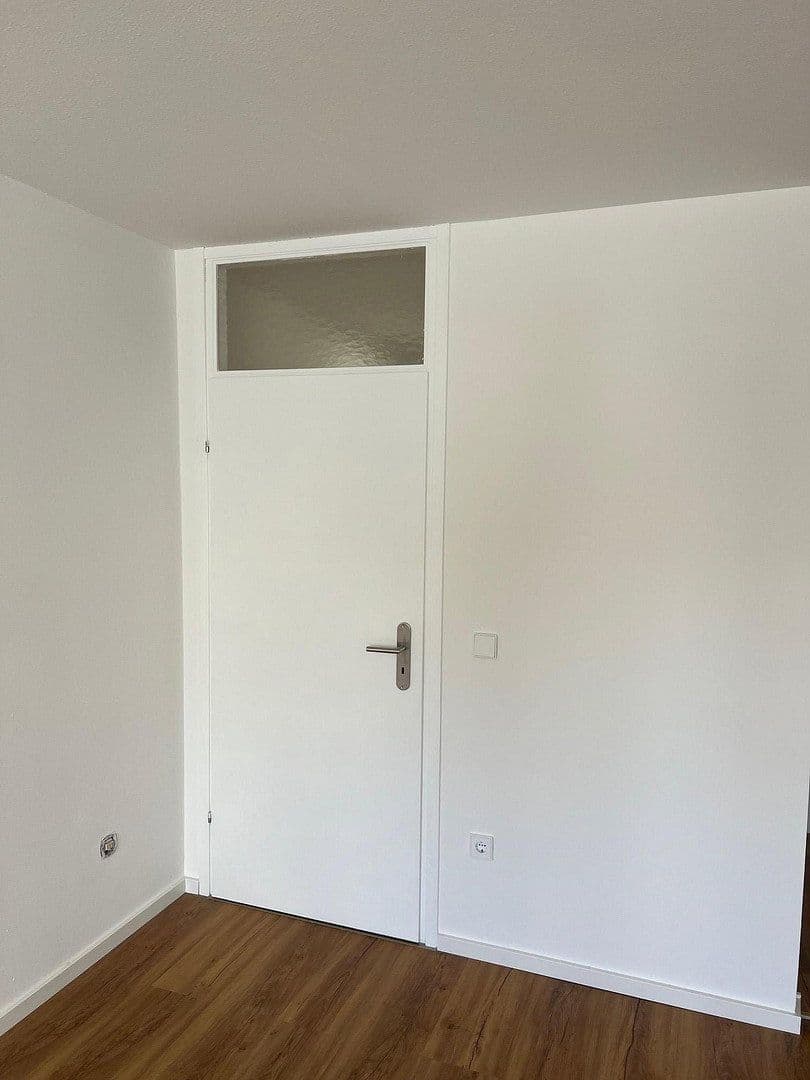 Prenájom bytu 1-izbový 38 m², Unterhaching, Bavorsko Prenájom bytu 1-izbový 38 m², Unterhaching, Bavorsko