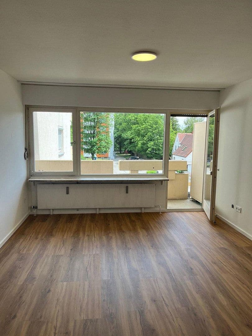 Prenájom bytu 1-izbový 38 m², Unterhaching, Bavorsko Prenájom bytu 1-izbový 38 m², Unterhaching, Bavorsko