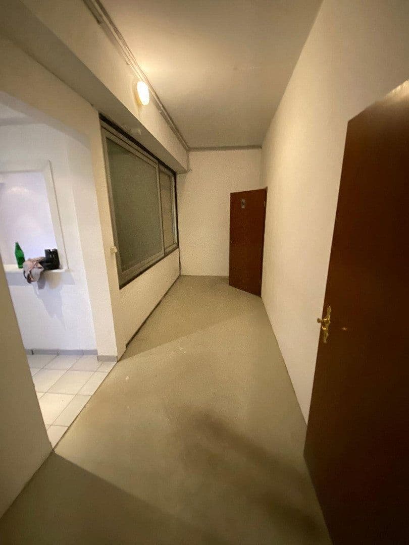 Prenájom nebytového priestoru 389 m², Bahnstraße 26, Wuppertal, Severné Porýnie - Westfálsko Prenájom nebytového priestoru 389 m², Bahnstraße 26, Wuppertal, Severné Porýnie - Westfálsko