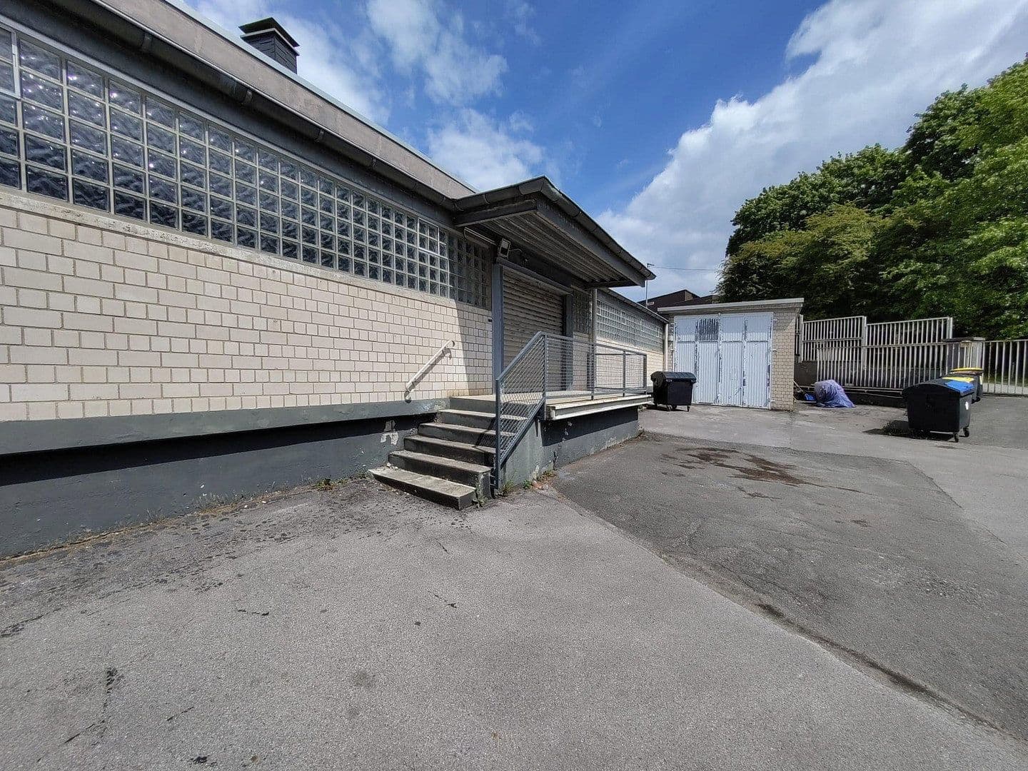 Prenájom nebytového priestoru 389 m², Bahnstraße 26, Wuppertal, Severné Porýnie - Westfálsko Prenájom nebytového priestoru 389 m², Bahnstraße 26, Wuppertal, Severné Porýnie - Westfálsko
