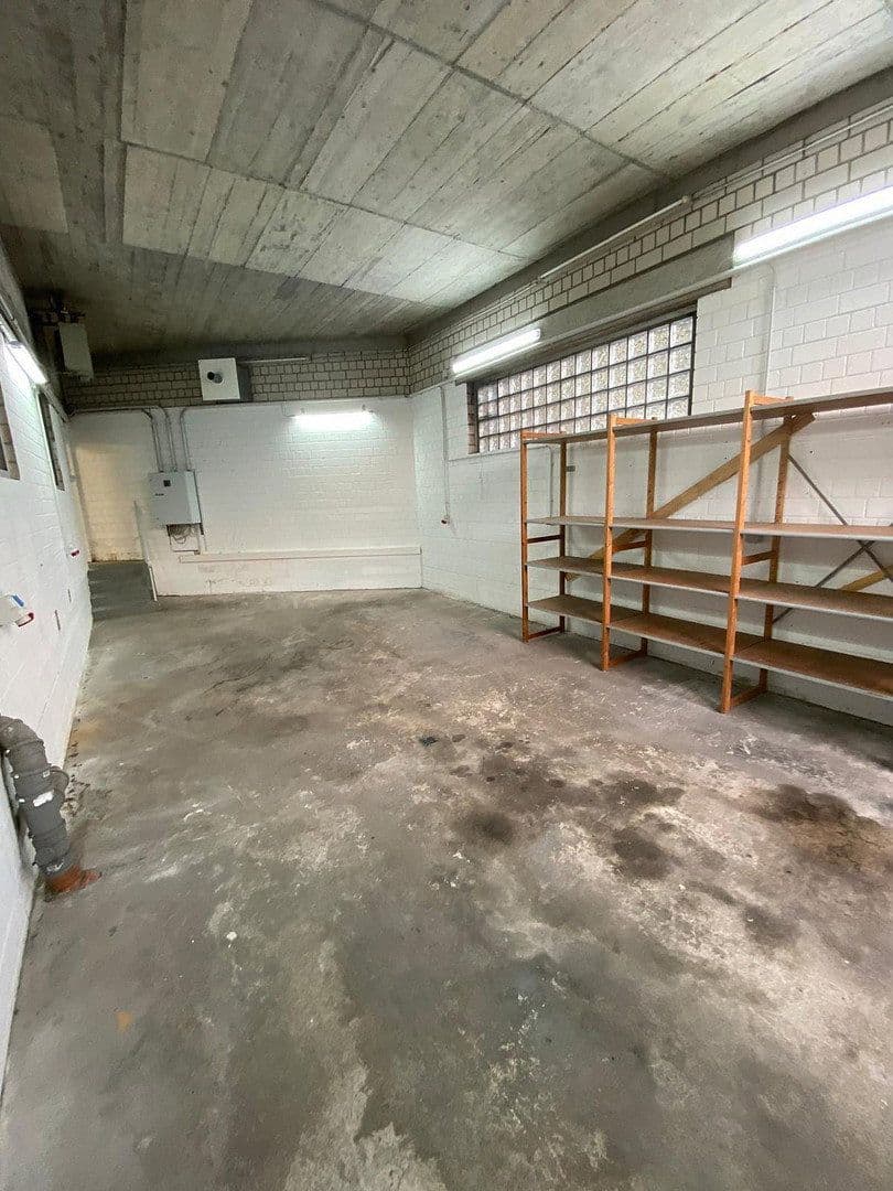 Prenájom nebytového priestoru 389 m², Bahnstraße 26, Wuppertal, Severné Porýnie - Westfálsko Prenájom nebytového priestoru 389 m², Bahnstraße 26, Wuppertal, Severné Porýnie - Westfálsko