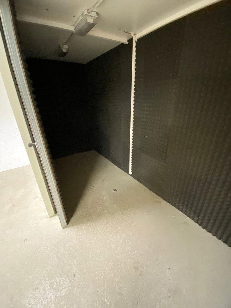 Prenájom nebytového priestoru 389 m², Bahnstraße 26, Wuppertal, Severné Porýnie - Westfálsko Prenájom nebytového priestoru 389 m², Bahnstraße 26, Wuppertal, Severné Porýnie - Westfálsko