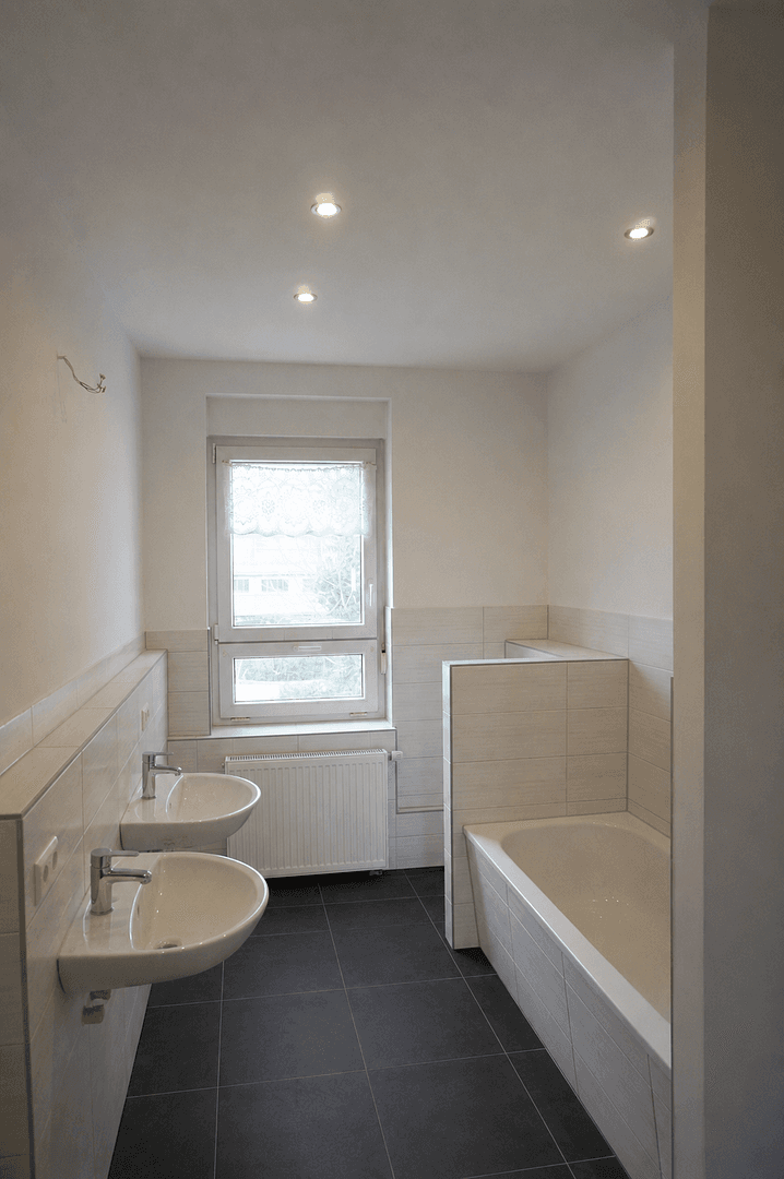 Prenájom bytu 4-izbový 106 m², Stötteritzer Landstraße 30, Leipzig, Sasko Prenájom bytu 4-izbový 106 m², Stötteritzer Landstraße 30, Leipzig, Sasko