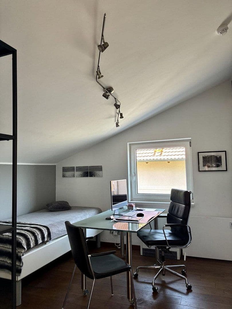 Predaj domu 172 m², pozemek 397 m², Malsch, Bádensko-Wurttembersko Predaj domu 172 m², pozemek 397 m², Malsch, Bádensko-Wurttembersko