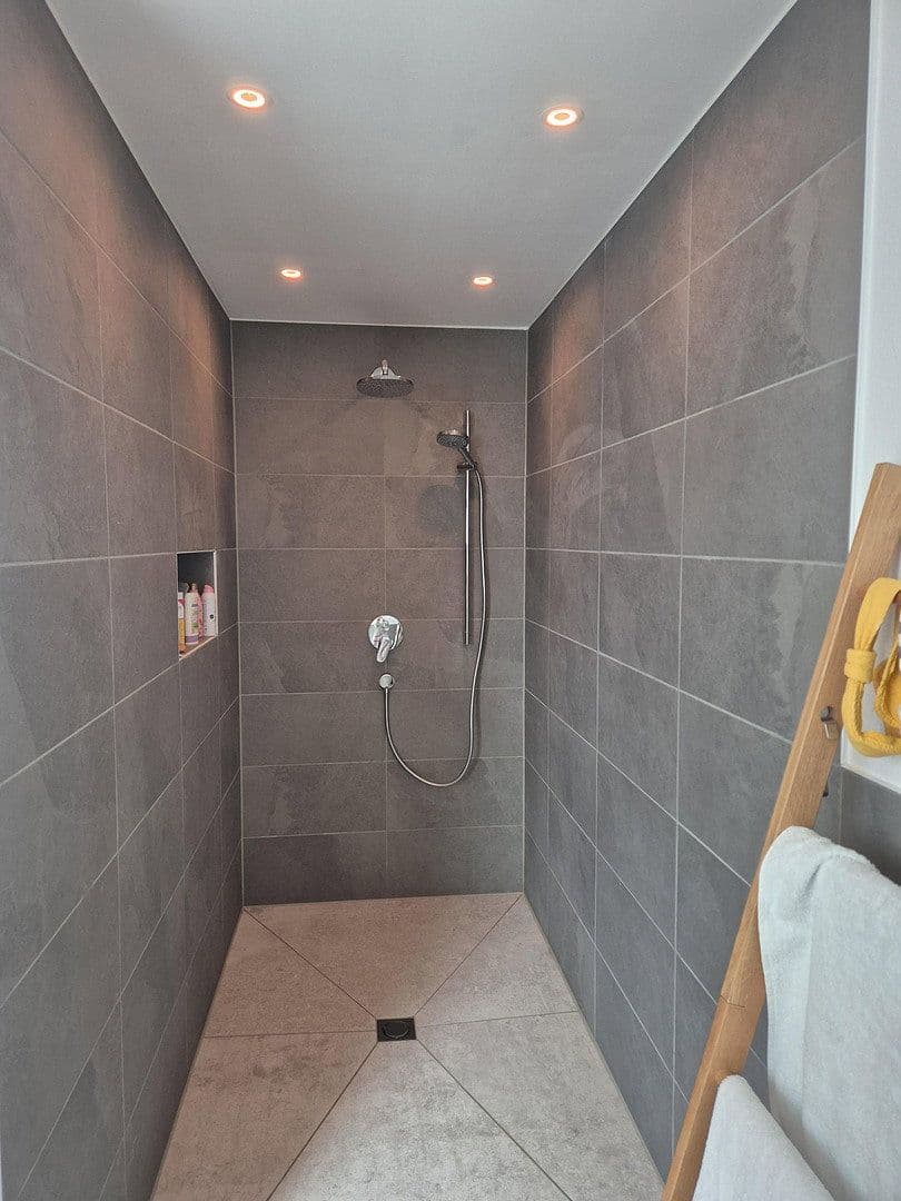 Predaj domu 220 m², pozemek 850 m², Waldenburg, Bádensko-Wurttembersko Predaj domu 220 m², pozemek 850 m², Waldenburg, Bádensko-Wurttembersko