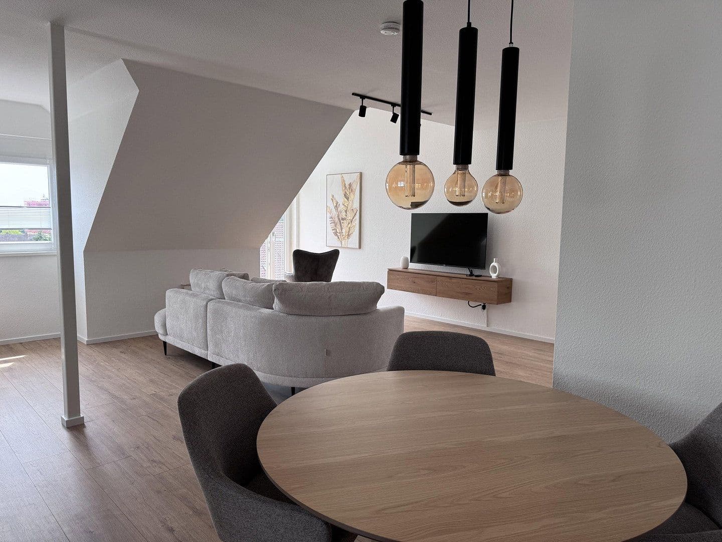 Prenájom bytu 2-izbový 67 m², Aschaffenburg, Bavorsko Prenájom bytu 2-izbový 67 m², Aschaffenburg, Bavorsko
