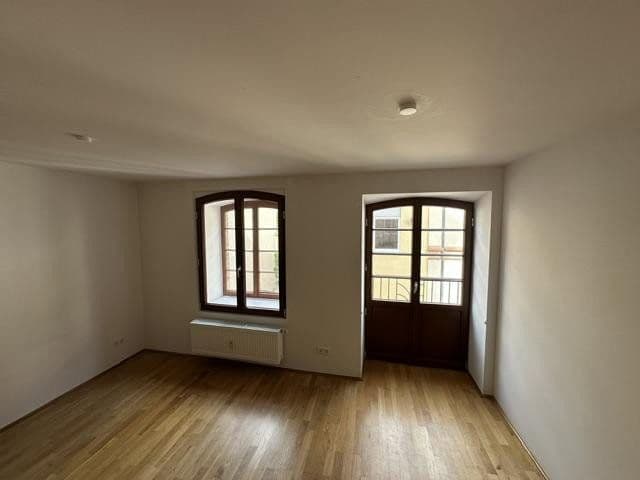 Prenájom bytu 3-izbový 65 m², Karlsruhe-Durlach, Bádensko-Wurttembersko Prenájom bytu 3-izbový 65 m², Karlsruhe-Durlach, Bádensko-Wurttembersko