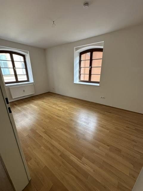 Prenájom bytu 3-izbový 65 m², Karlsruhe-Durlach, Bádensko-Wurttembersko Prenájom bytu 3-izbový 65 m², Karlsruhe-Durlach, Bádensko-Wurttembersko