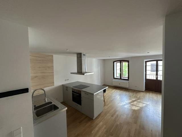 Prenájom bytu 3-izbový 65 m², Karlsruhe-Durlach, Bádensko-Wurttembersko Prenájom bytu 3-izbový 65 m², Karlsruhe-Durlach, Bádensko-Wurttembersko