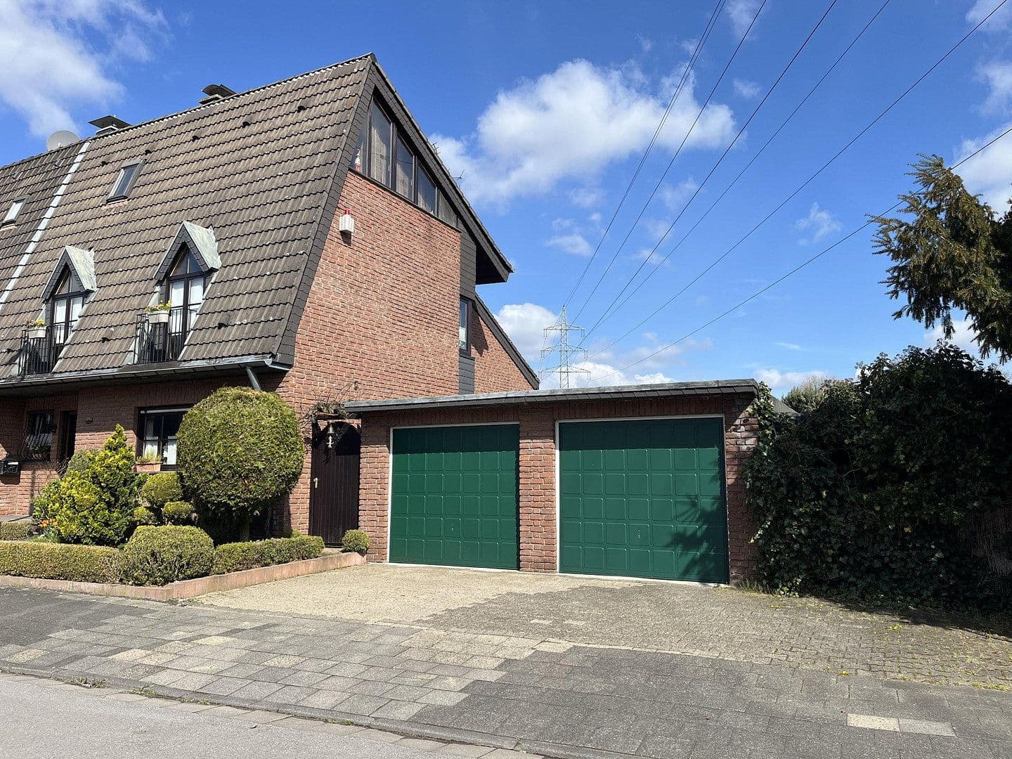 Predaj domu 167 m², pozemek 700 m², Duisburg, Severné Porýnie - Westfálsko Predaj domu 167 m², pozemek 700 m², Duisburg, Severné Porýnie - Westfálsko