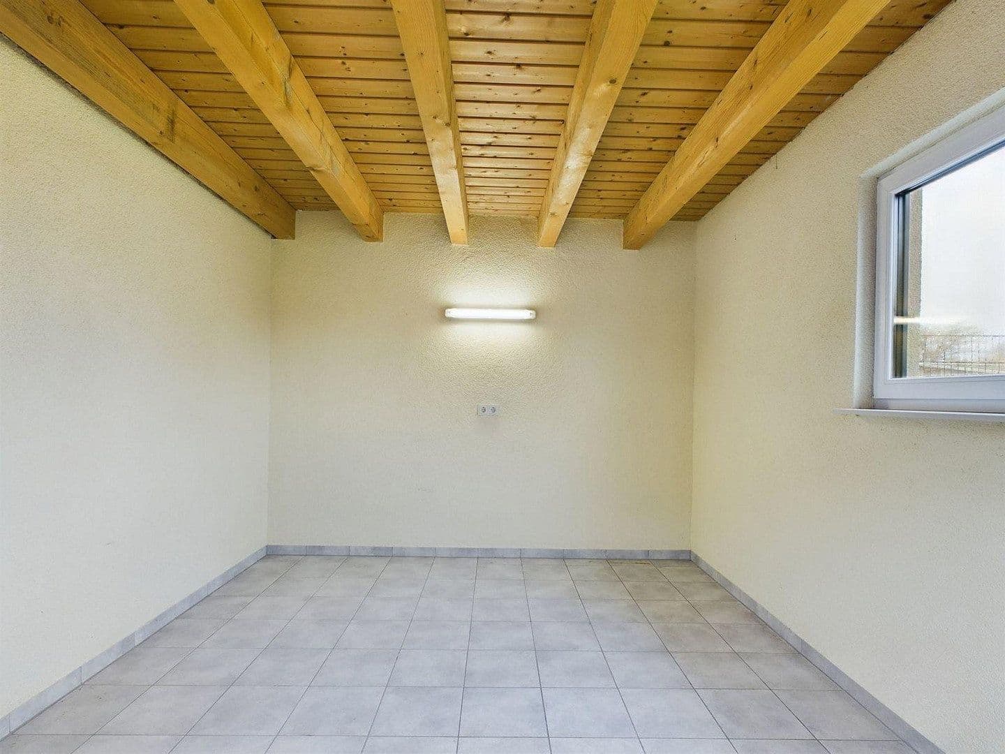 Predaj domu 182 m², pozemek 802 m², Konken, Porýnie-Falcko Predaj domu 182 m², pozemek 802 m², Konken, Porýnie-Falcko