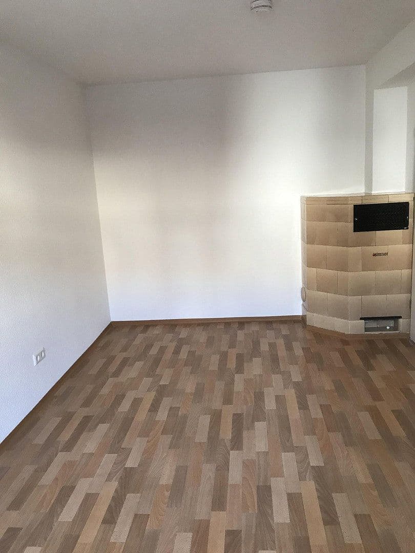 Prenájom bytu 2-izbový 69 m², Karlsruhe, Bádensko-Wurttembersko Prenájom bytu 2-izbový 69 m², Karlsruhe, Bádensko-Wurttembersko