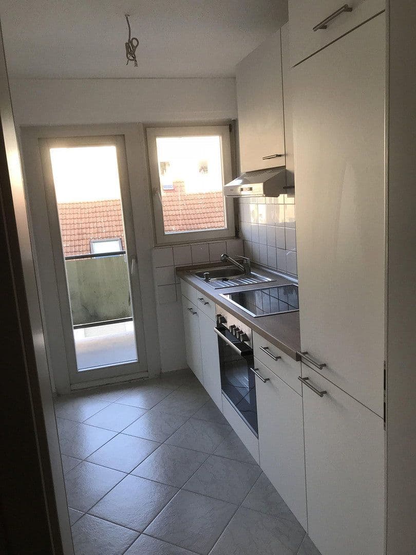Prenájom bytu 2-izbový 69 m², Karlsruhe, Bádensko-Wurttembersko Prenájom bytu 2-izbový 69 m², Karlsruhe, Bádensko-Wurttembersko