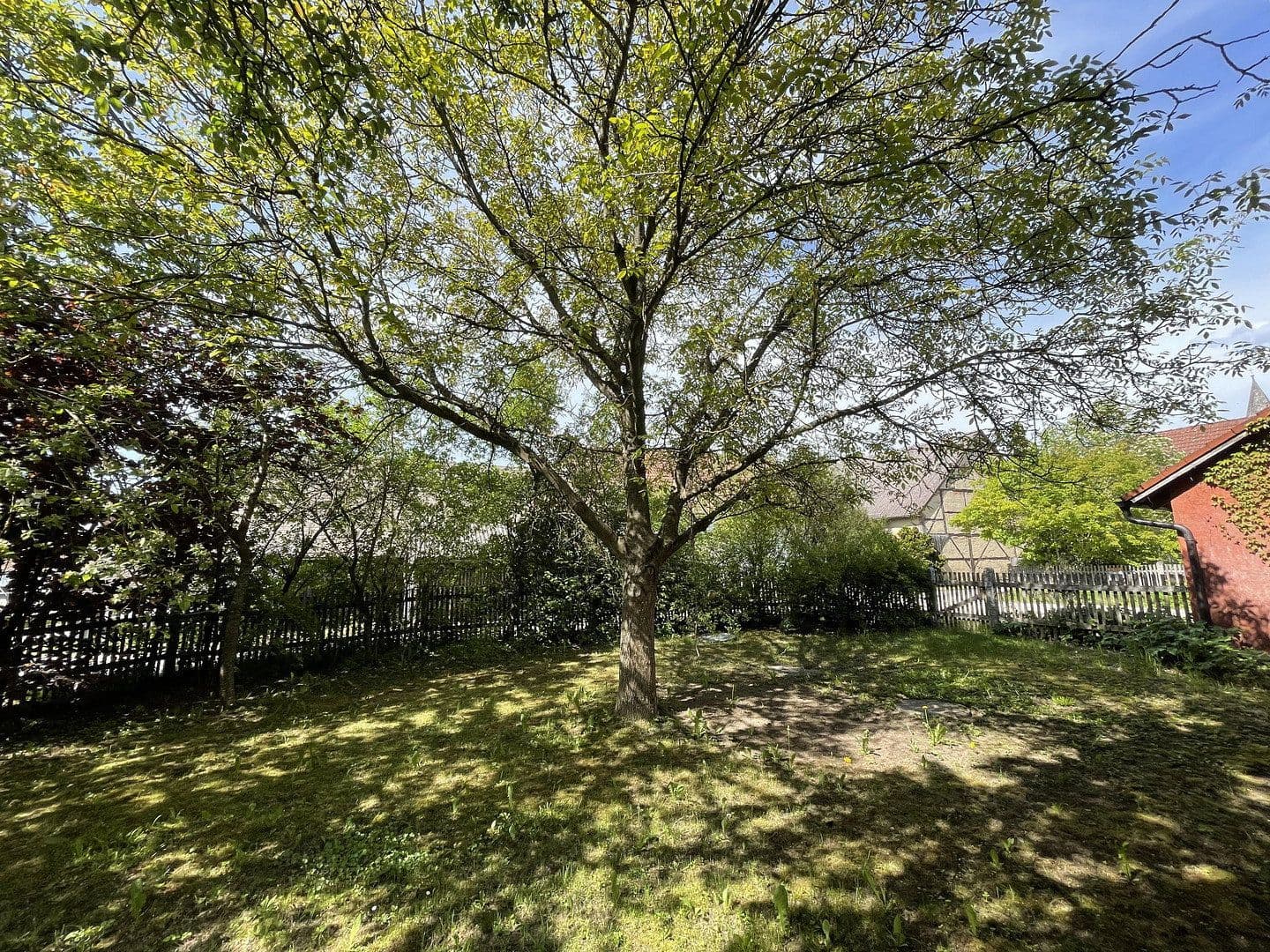 Predaj domu 220 m², pozemek 1.616 m², Beratzhausen, Bavorsko Predaj domu 220 m², pozemek 1.616 m², Beratzhausen, Bavorsko