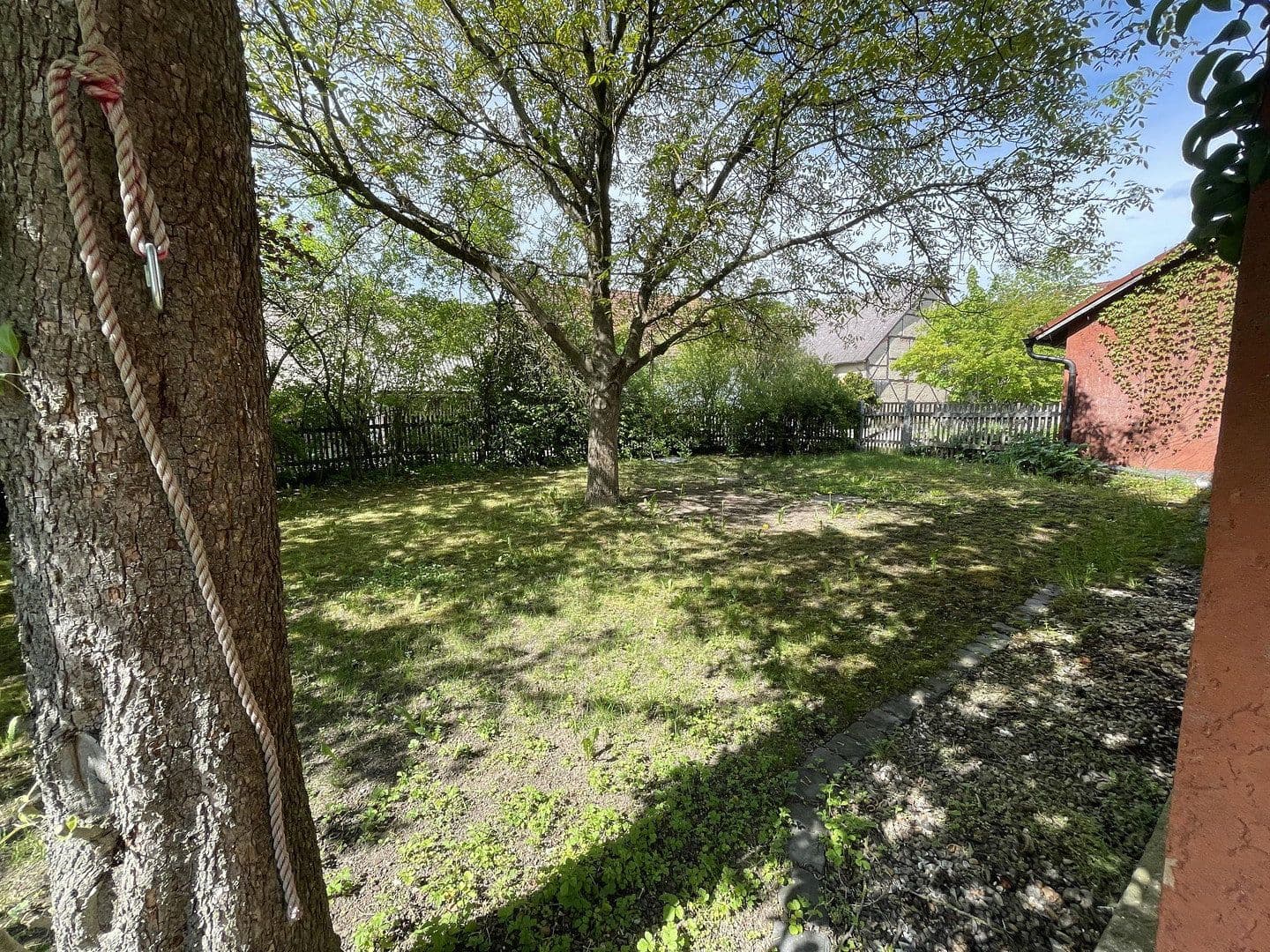 Predaj domu 220 m², pozemek 1.616 m², Beratzhausen, Bavorsko Predaj domu 220 m², pozemek 1.616 m², Beratzhausen, Bavorsko