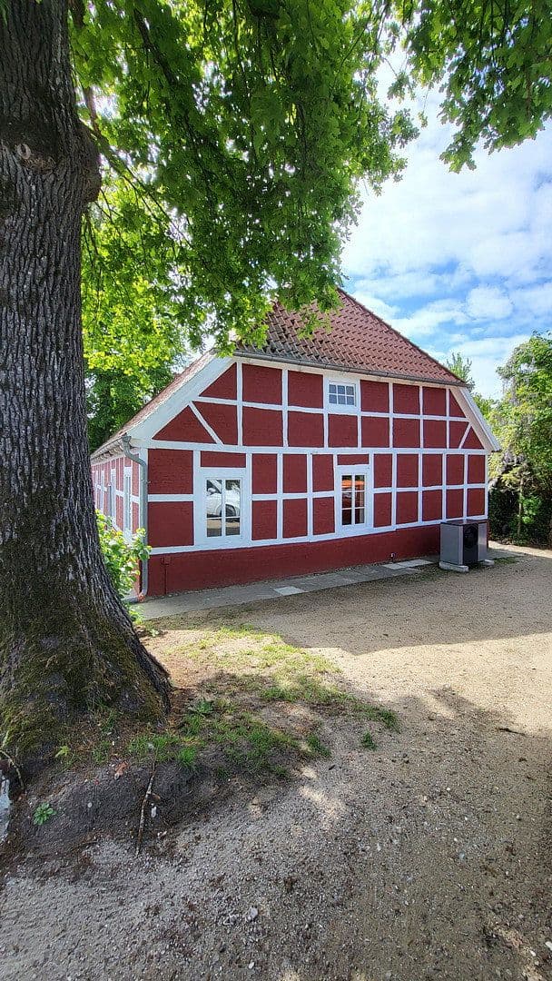 Predaj domu 150 m², pozemek 3.322 m², Buxtehuder Straße 3, Moisburg, Dolné Sasko Predaj domu 150 m², pozemek 3.322 m², Buxtehuder Straße 3, Moisburg, Dolné Sasko