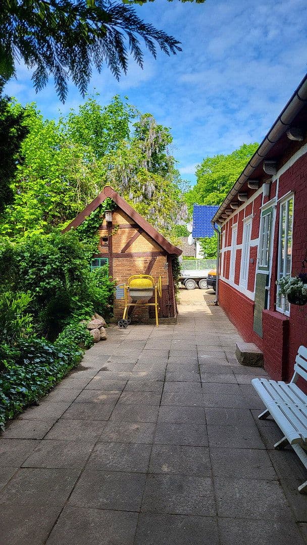 Predaj domu 150 m², pozemek 3.322 m², Buxtehuder Straße 3, Moisburg, Dolné Sasko Predaj domu 150 m², pozemek 3.322 m², Buxtehuder Straße 3, Moisburg, Dolné Sasko