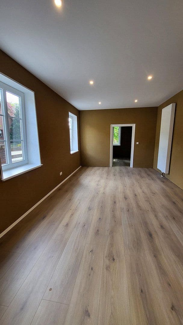 Predaj domu 150 m², pozemek 3.322 m², Buxtehuder Straße 3, Moisburg, Dolné Sasko Predaj domu 150 m², pozemek 3.322 m², Buxtehuder Straße 3, Moisburg, Dolné Sasko