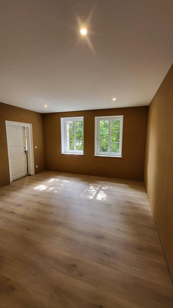 Predaj domu 150 m², pozemek 3.322 m², Buxtehuder Straße 3, Moisburg, Dolné Sasko Predaj domu 150 m², pozemek 3.322 m², Buxtehuder Straße 3, Moisburg, Dolné Sasko