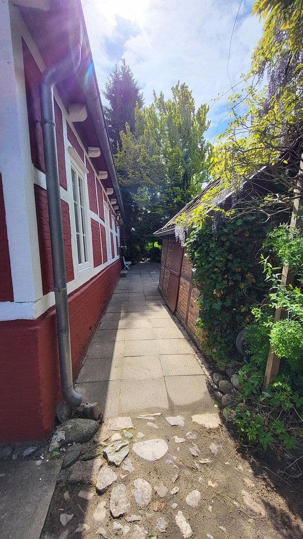 Predaj domu 150 m², pozemek 3.322 m², Buxtehuder Straße 3, Moisburg, Dolné Sasko Predaj domu 150 m², pozemek 3.322 m², Buxtehuder Straße 3, Moisburg, Dolné Sasko