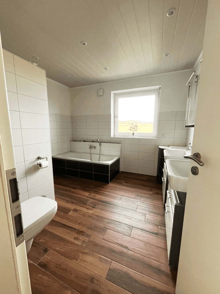 Predaj domu 166 m², pozemek 545 m², Neu-Anspach, Hesensko Predaj domu 166 m², pozemek 545 m², Neu-Anspach, Hesensko