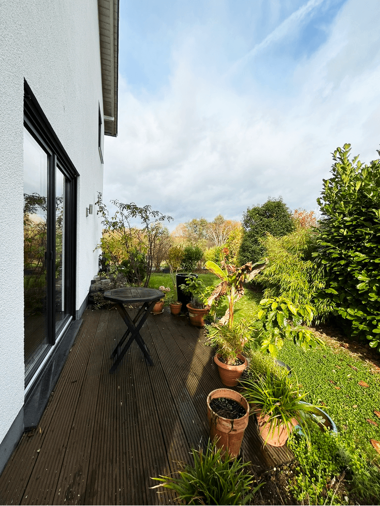Predaj domu 166 m², pozemek 545 m², Neu-Anspach, Hesensko Predaj domu 166 m², pozemek 545 m², Neu-Anspach, Hesensko