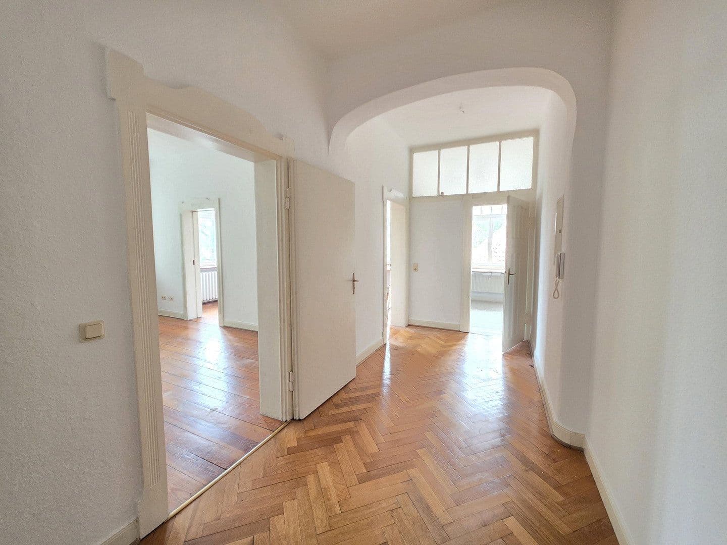 Prenájom bytu 3-izbový 101 m², Baurat-Gerber-Straße 18, Göttingen, Dolné Sasko Prenájom bytu 3-izbový 101 m², Baurat-Gerber-Straße 18, Göttingen, Dolné Sasko