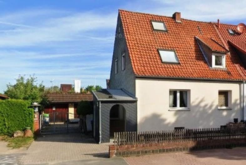 Predaj domu 178 m², pozemek 855 m², Hemmingen, Dolné Sasko Predaj domu 178 m², pozemek 855 m², Hemmingen, Dolné Sasko