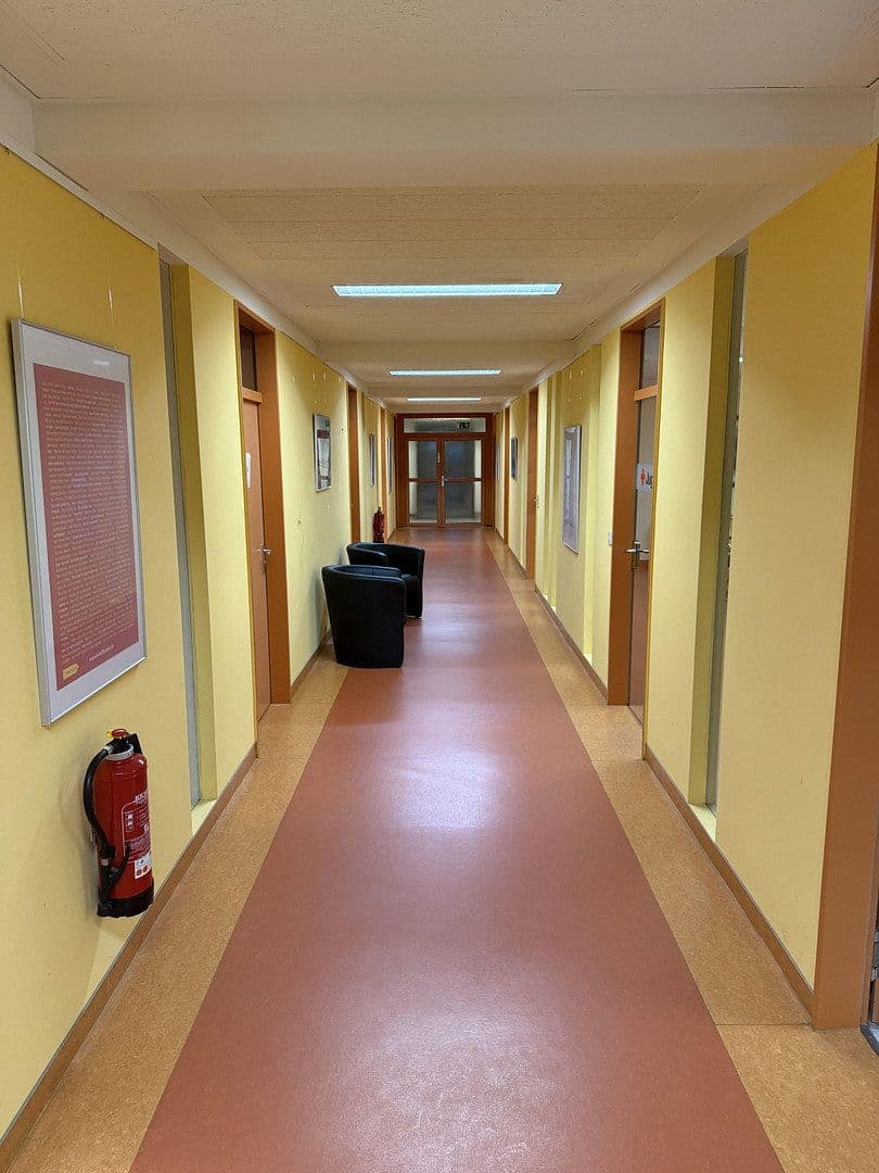 Prenájom kancelárie 367 m², Friedrich-Karl-Straße 55, Bremen, Brémy Prenájom kancelárie 367 m², Friedrich-Karl-Straße 55, Bremen, Brémy