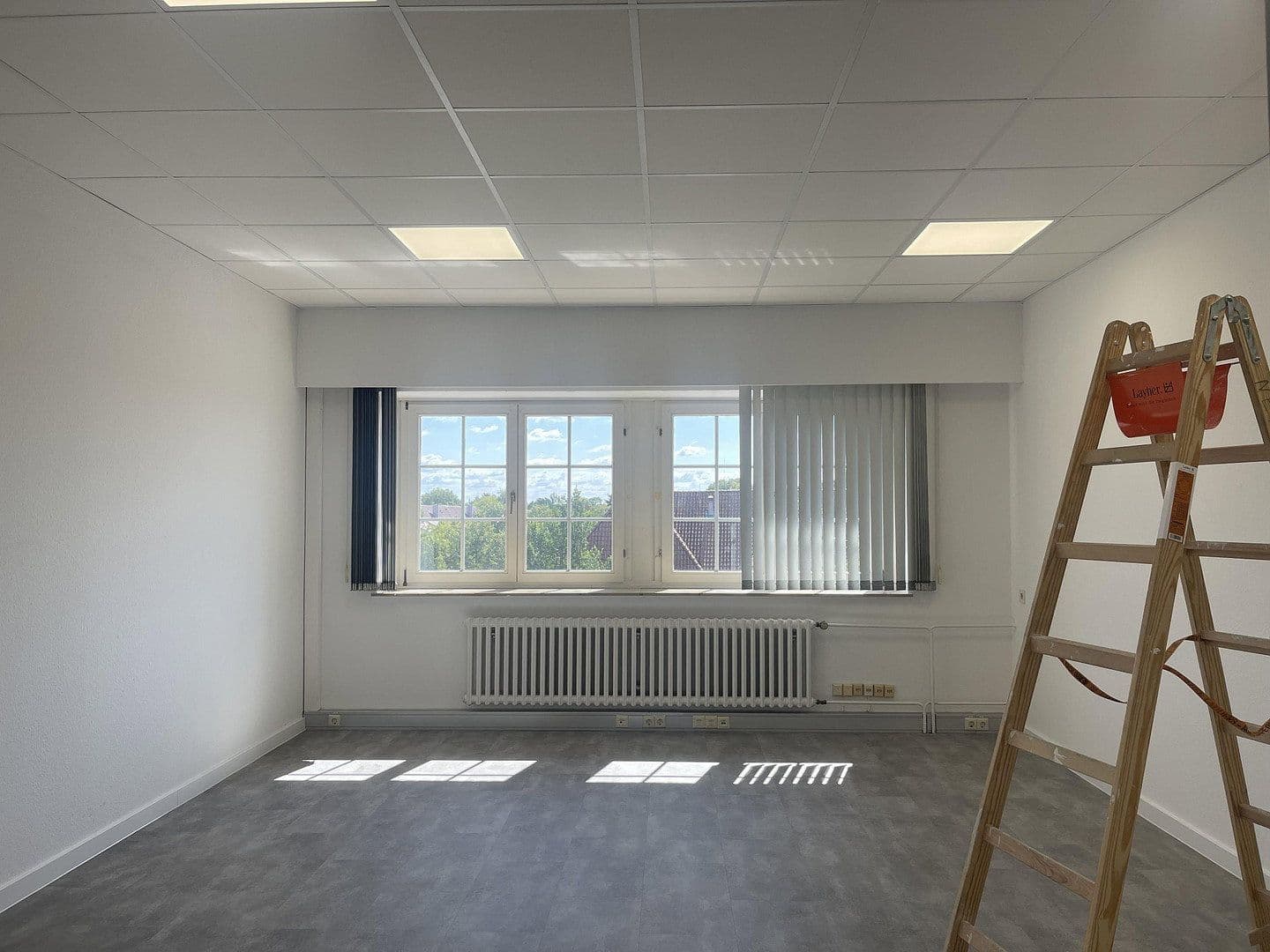 Prenájom kancelárie 367 m², Friedrich-Karl-Straße 55, Bremen, Brémy Prenájom kancelárie 367 m², Friedrich-Karl-Straße 55, Bremen, Brémy