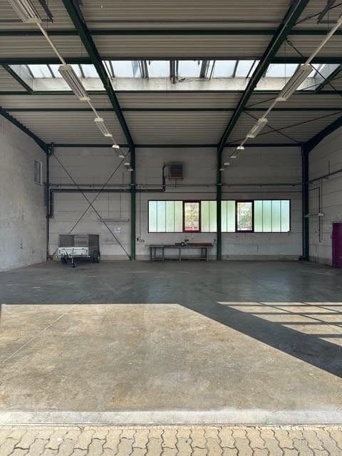 Prenájom nebytového priestoru 350 m², Sömmerda, Durínsko Prenájom nebytového priestoru 350 m², Sömmerda, Durínsko