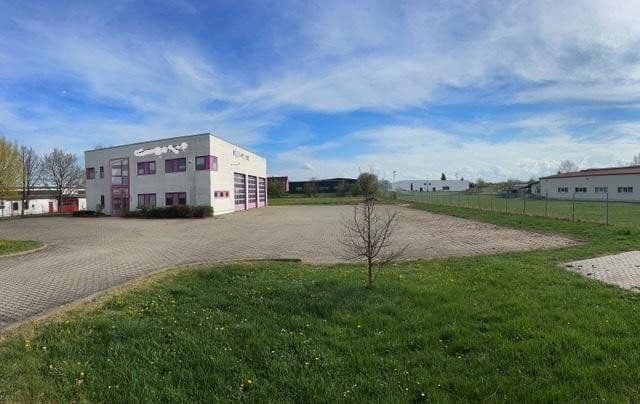 Prenájom nebytového priestoru 350 m², Sömmerda, Durínsko Prenájom nebytového priestoru 350 m², Sömmerda, Durínsko