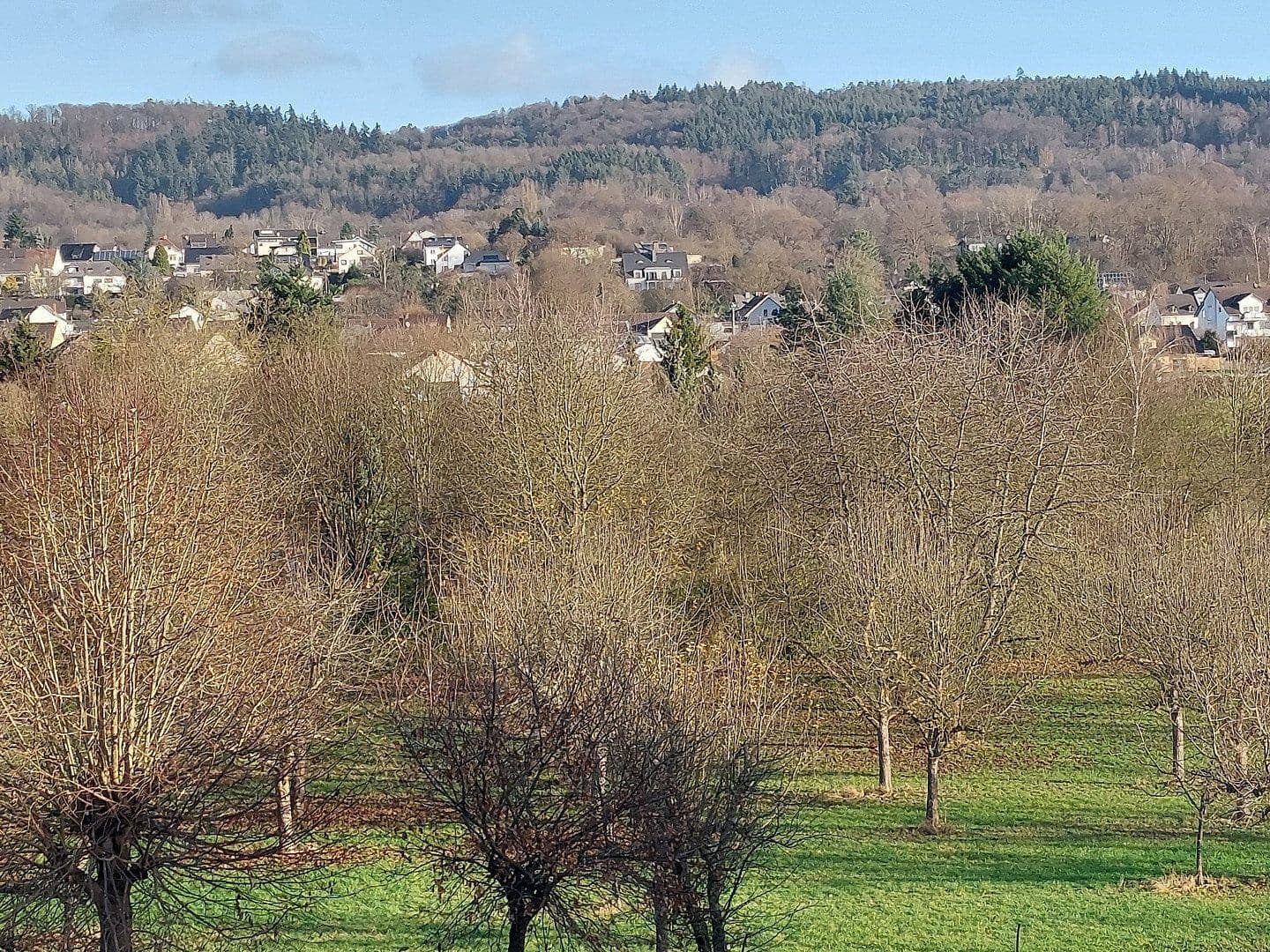 Prenájom bytu 4-izbový 90 m², Neuwied, Porýnie-Falcko Prenájom bytu 4-izbový 90 m², Neuwied, Porýnie-Falcko