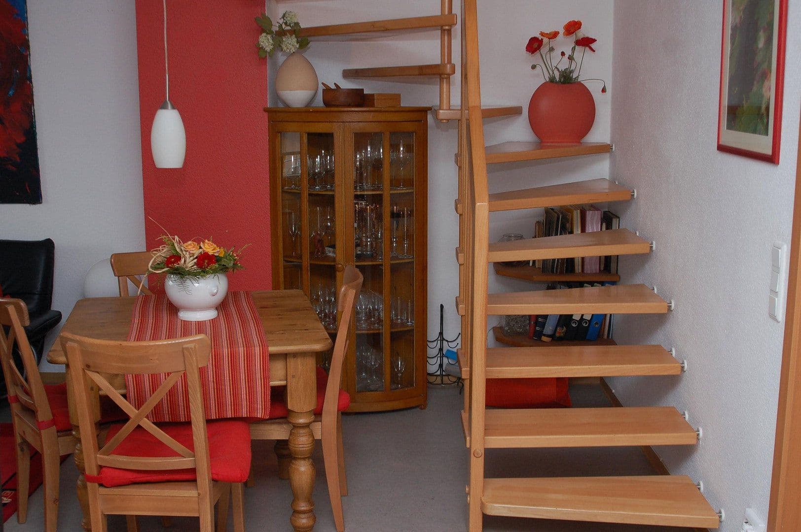 Prenájom bytu 4-izbový 90 m², Neuwied, Porýnie-Falcko Prenájom bytu 4-izbový 90 m², Neuwied, Porýnie-Falcko