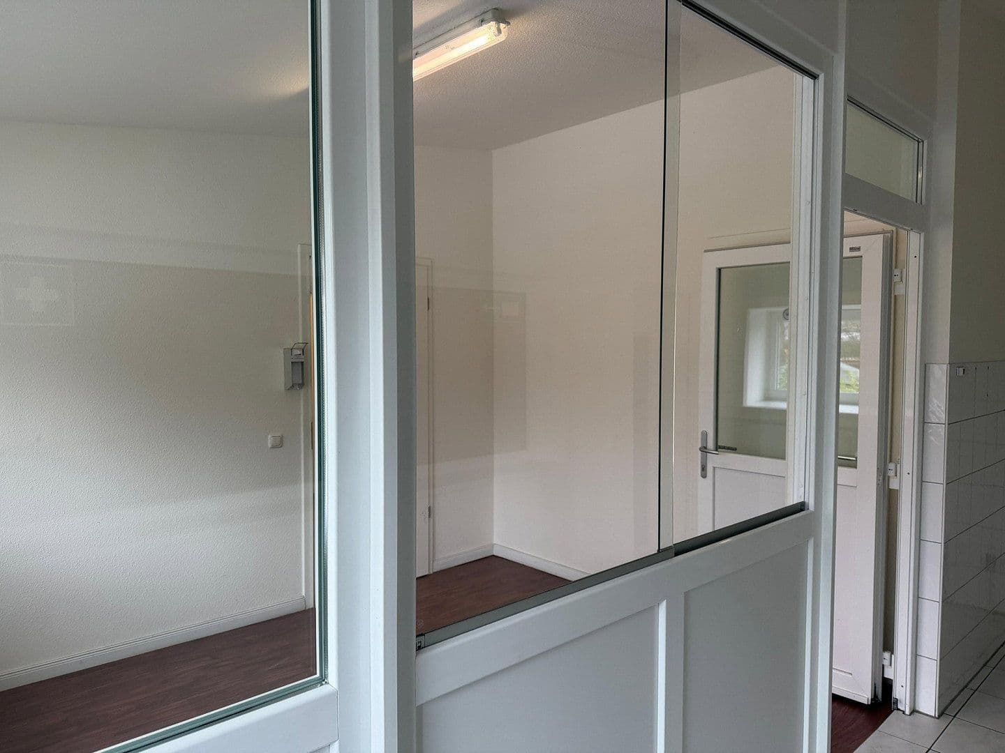 Prenájom kancelárie 120 m², Tegelbarg 25, Bad Bramstedt, Šlezvicko-Holštajnsko Prenájom kancelárie 120 m², Tegelbarg 25, Bad Bramstedt, Šlezvicko-Holštajnsko