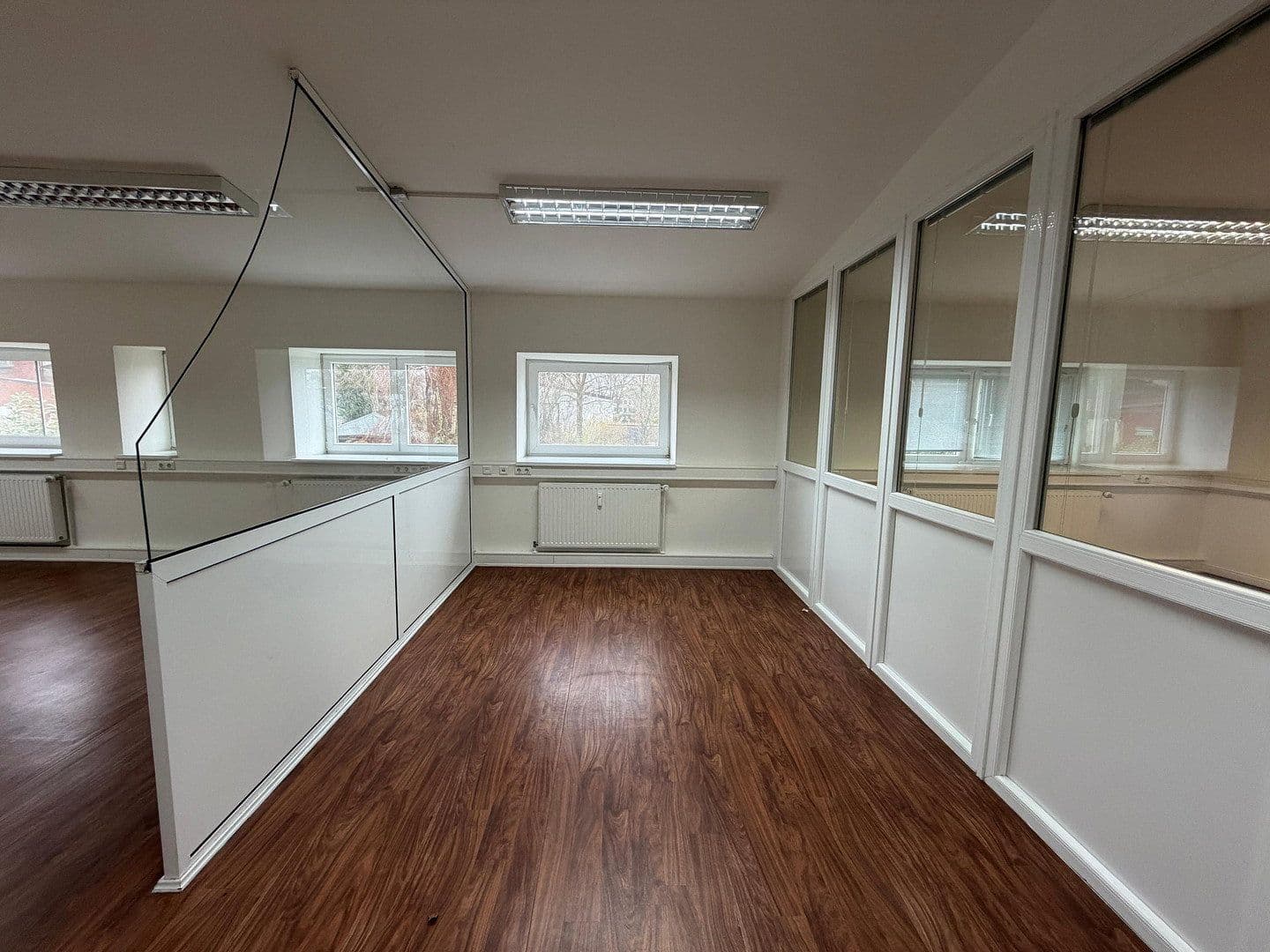 Prenájom kancelárie 120 m², Tegelbarg 25, Bad Bramstedt, Šlezvicko-Holštajnsko Prenájom kancelárie 120 m², Tegelbarg 25, Bad Bramstedt, Šlezvicko-Holštajnsko