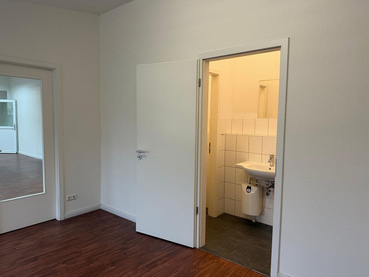 Prenájom kancelárie 120 m², Tegelbarg 25, Bad Bramstedt, Šlezvicko-Holštajnsko Prenájom kancelárie 120 m², Tegelbarg 25, Bad Bramstedt, Šlezvicko-Holštajnsko