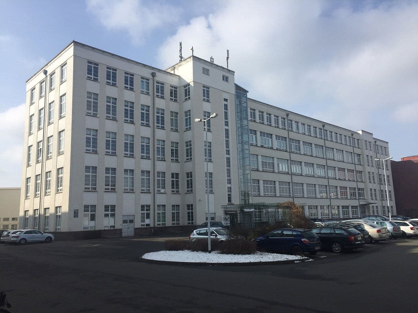 Prenájom nebytového priestoru 1.500 m², Sömmerda, Durínsko Prenájom nebytového priestoru 1.500 m², Sömmerda, Durínsko