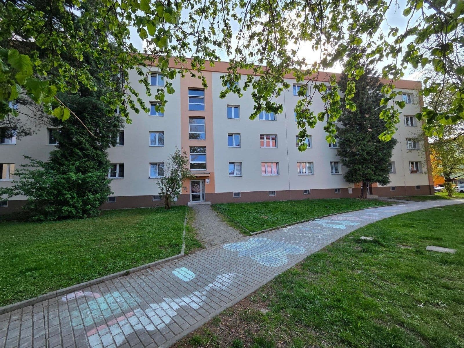 Prenájom bytu 2-izbový 53 m², Školská, Karviná, Moravskoslezský kraj Prenájom bytu 2-izbový 53 m², Školská, Karviná, Moravskoslezský kraj