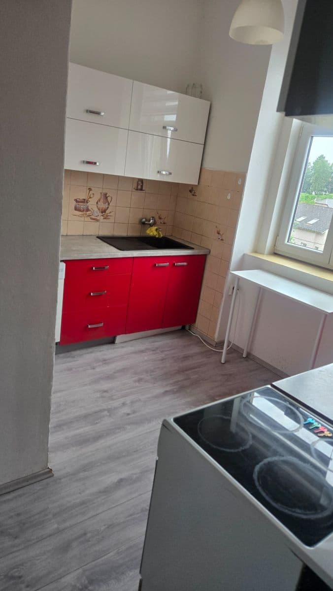 Prenájom bytu 2-izbový 75 m², náměstí Protifašistických bojovníků, Praha, Praha Prenájom bytu 2-izbový 75 m², náměstí Protifašistických bojovníků, Praha, Praha