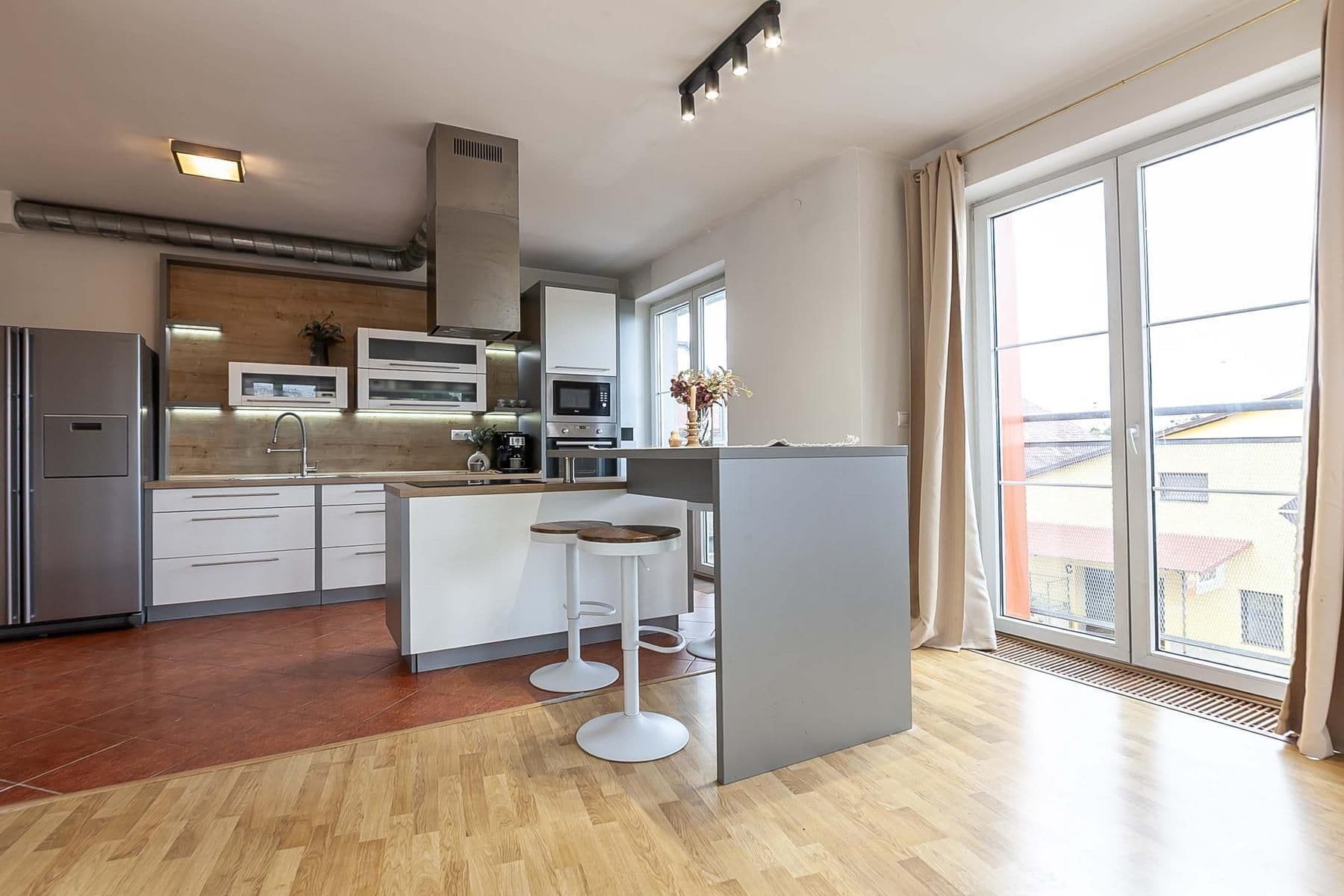 Predaj bytu 3-izbový 98 m², Meteorologická, Praha, Praha Predaj bytu 3-izbový 98 m², Meteorologická, Praha, Praha