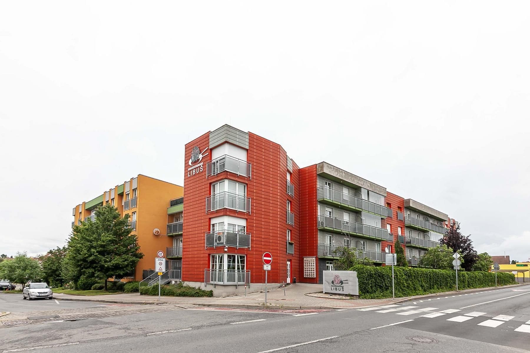 Predaj bytu 3-izbový 98 m², Meteorologická, Praha, Praha Predaj bytu 3-izbový 98 m², Meteorologická, Praha, Praha