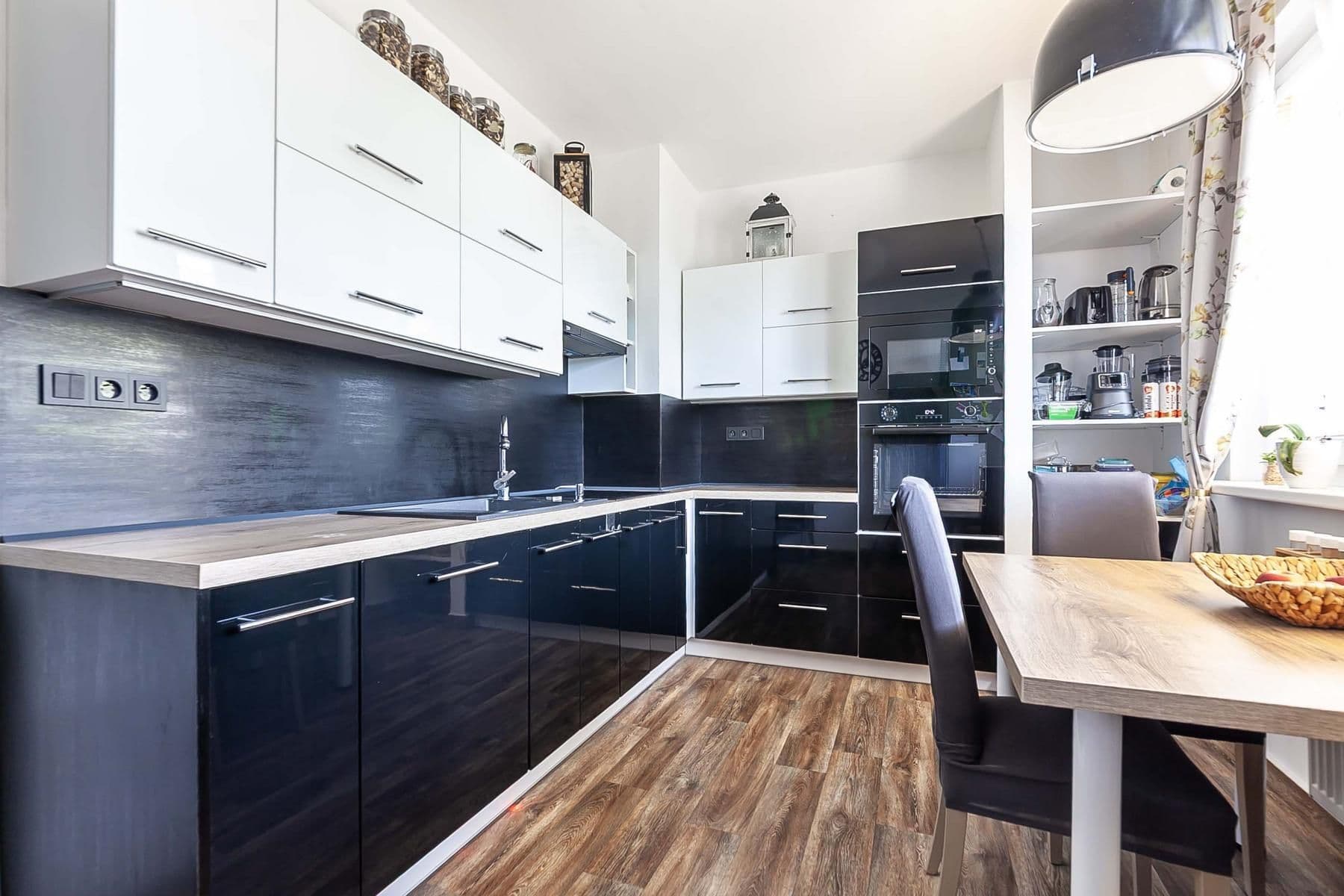 Predaj bytu 2-izbový 54 m², Příbramská, Česká Lípa, Liberecký kraj Predaj bytu 2-izbový 54 m², Příbramská, Česká Lípa, Liberecký kraj