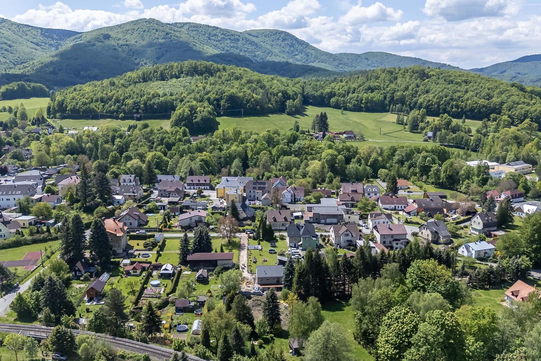Predaj domu 85 m², pozemek 1.033 m², Hejnice, Liberecký kraj Predaj domu 85 m², pozemek 1.033 m², Hejnice, Liberecký kraj