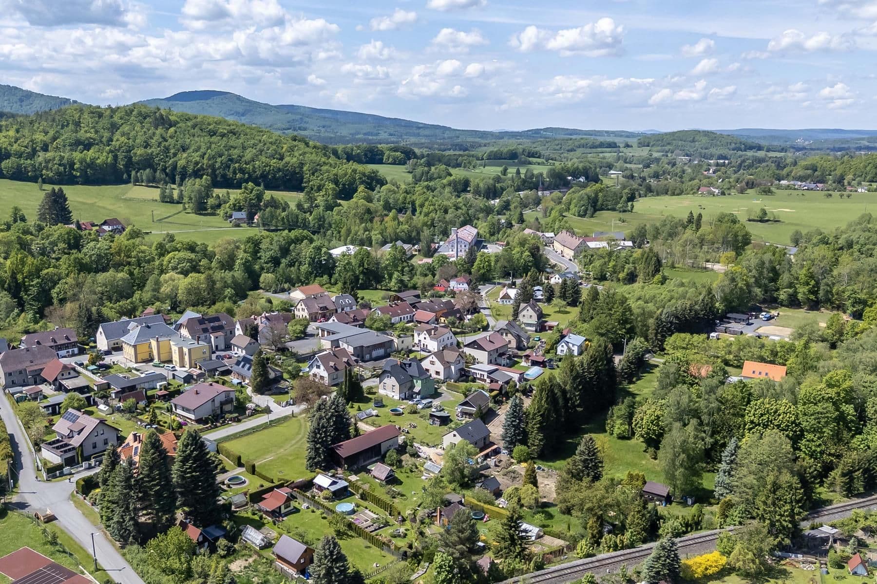 Predaj domu 85 m², pozemek 1.033 m², Hejnice, Liberecký kraj Predaj domu 85 m², pozemek 1.033 m², Hejnice, Liberecký kraj