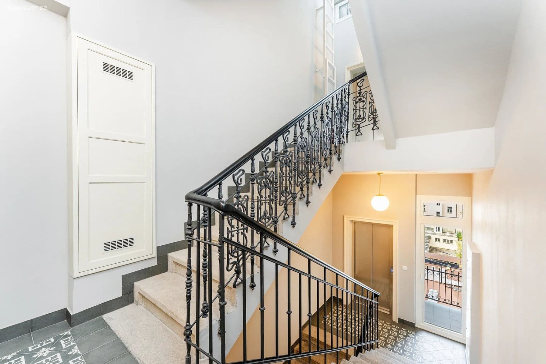 Prenájom bytu 3-izbový 78 m², Sládkova, Praha, Praha Prenájom bytu 3-izbový 78 m², Sládkova, Praha, Praha