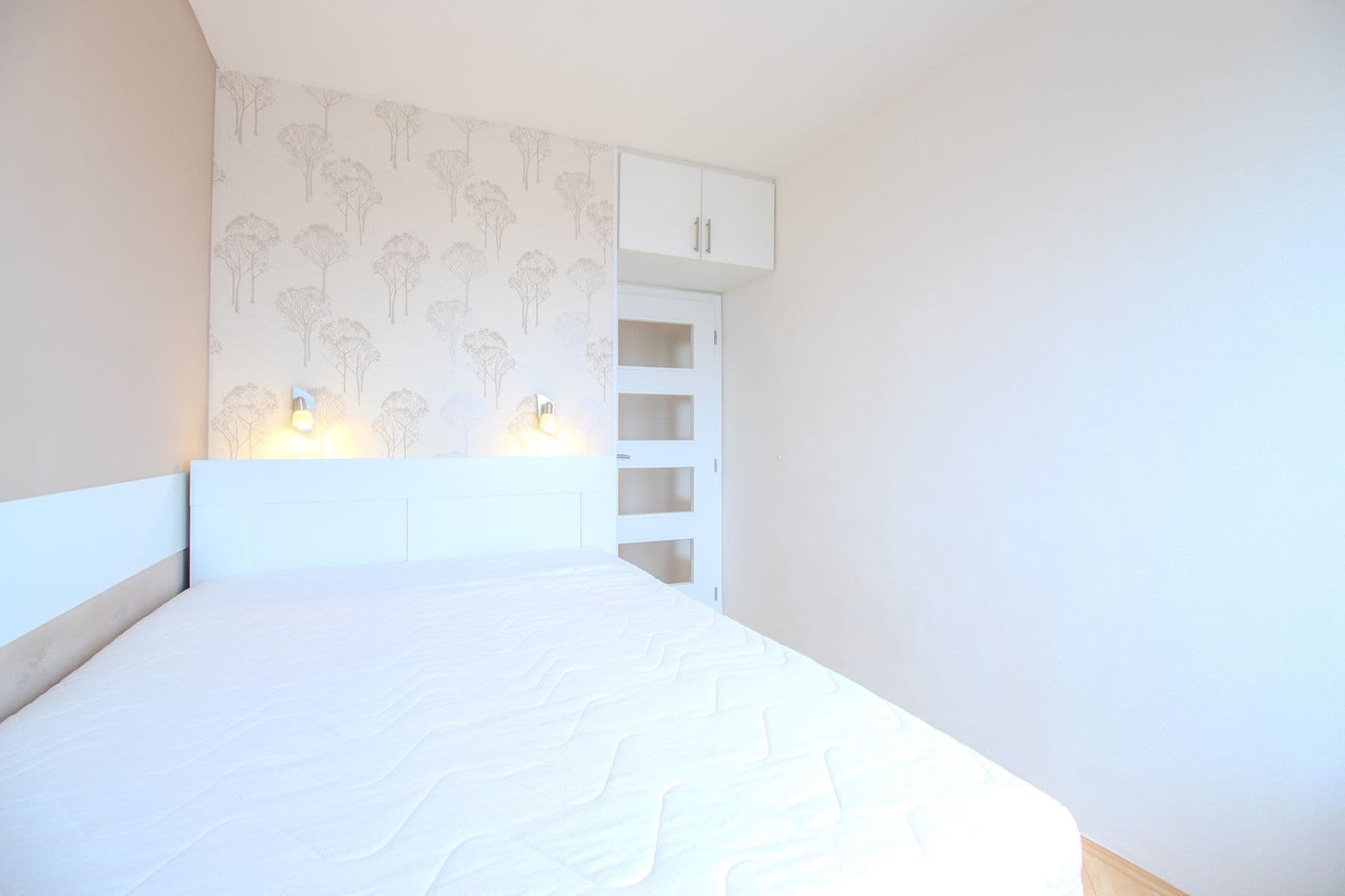 Prenájom bytu 3-izbový 73 m², Měchenická, Praha, Praha Prenájom bytu 3-izbový 73 m², Měchenická, Praha, Praha