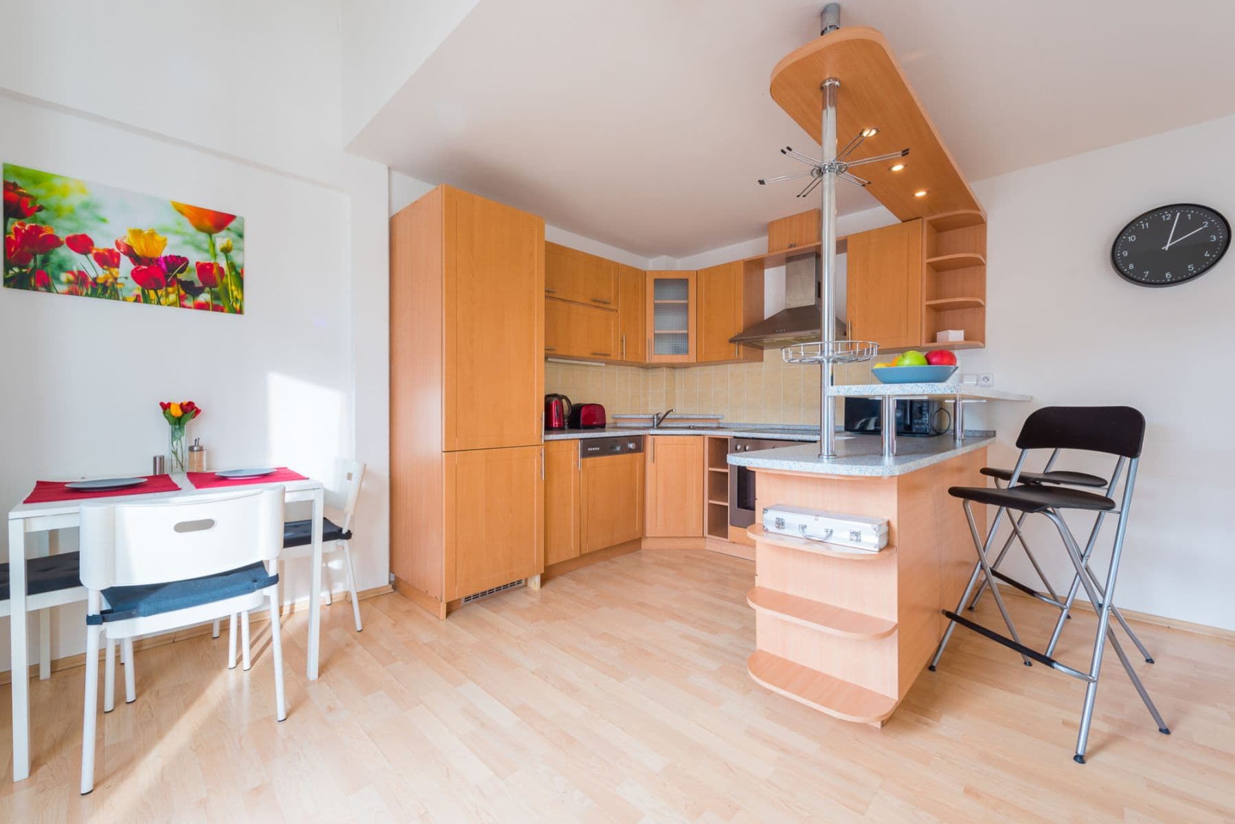 Prenájom bytu 135 m², Hálkova, Praha, Praha Prenájom bytu 135 m², Hálkova, Praha, Praha