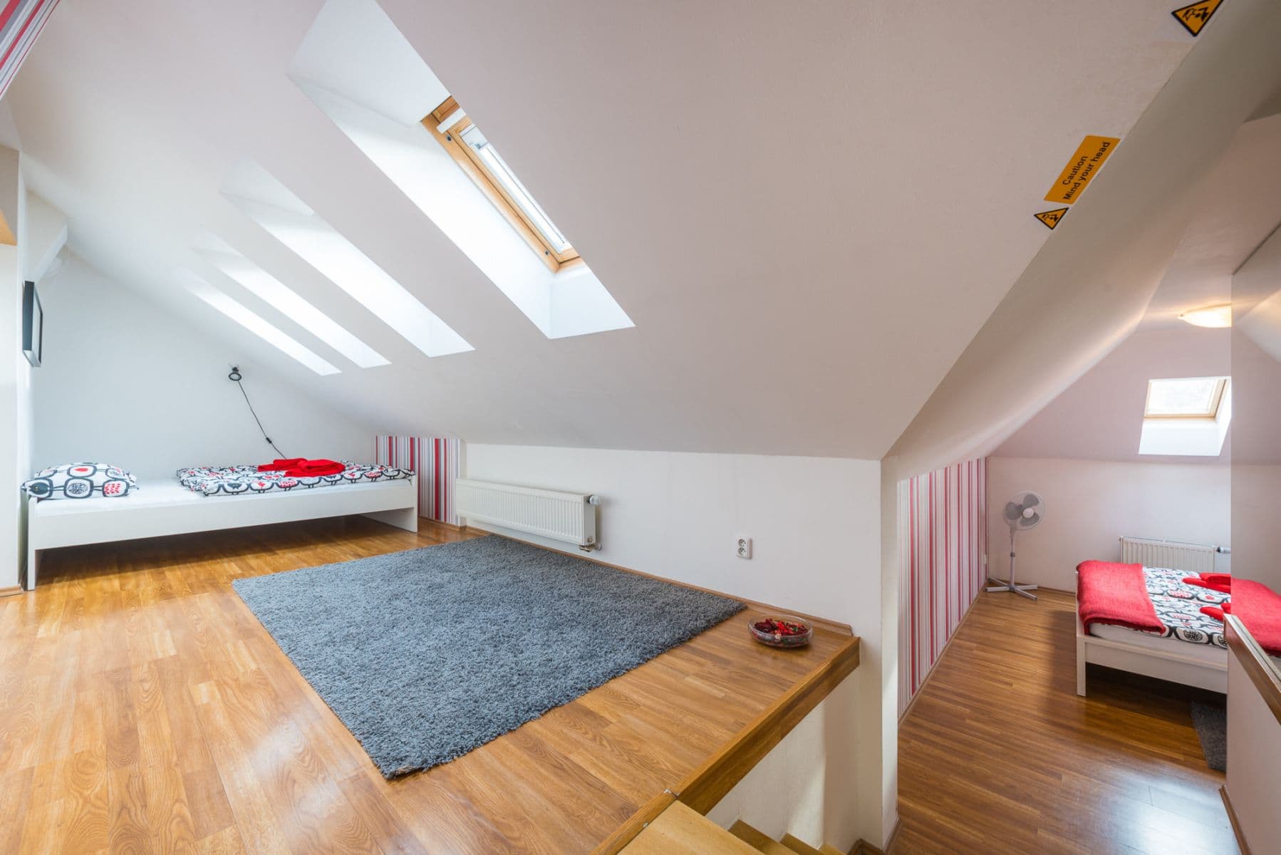 Prenájom bytu 135 m², Hálkova, Praha, Praha Prenájom bytu 135 m², Hálkova, Praha, Praha