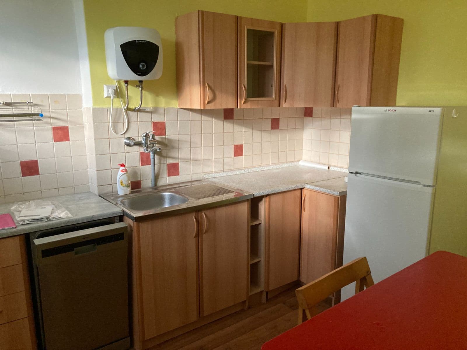 Prenájom bytu 1-izbový 44 m², Osadní, Praha, Praha Prenájom bytu 1-izbový 44 m², Osadní, Praha, Praha